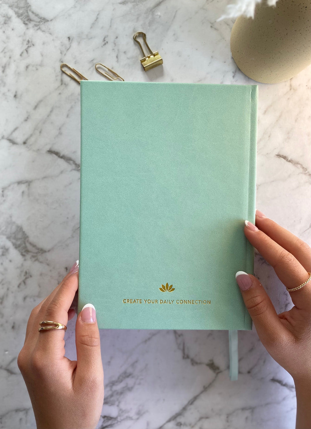 image A5 DAILY PLANNER - SAGE