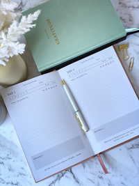 GRATITUDE JOURNAL – DUSTY PINK