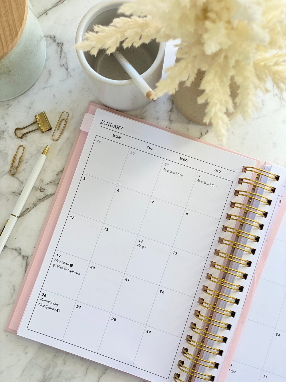 2026 SPIRAL WEEKLY Planner Diary (WEEK-TO-VIEW) BLUSH PINK