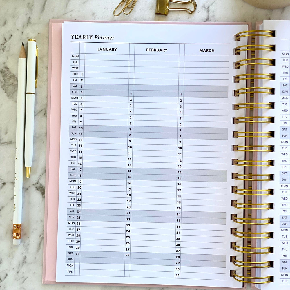 2026 SPIRAL WEEKLY Planner Diary (WEEK-TO-VIEW) BLUSH PINK